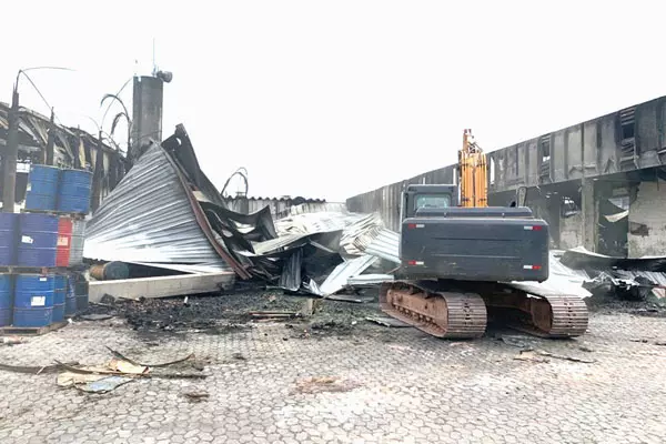 DEMOLIÇÃO CONTAMINADA